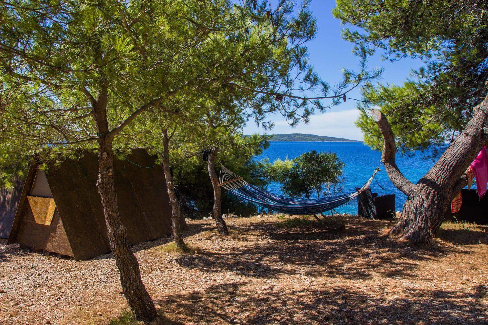 Cast Away - Eco Resort Zavala Kültér fotó